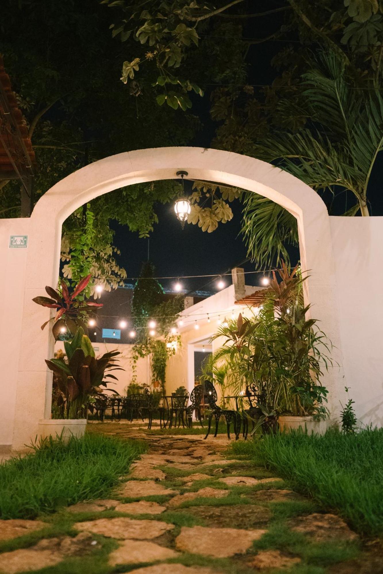 Maculan Otel Valladolid  Dış mekan fotoğraf